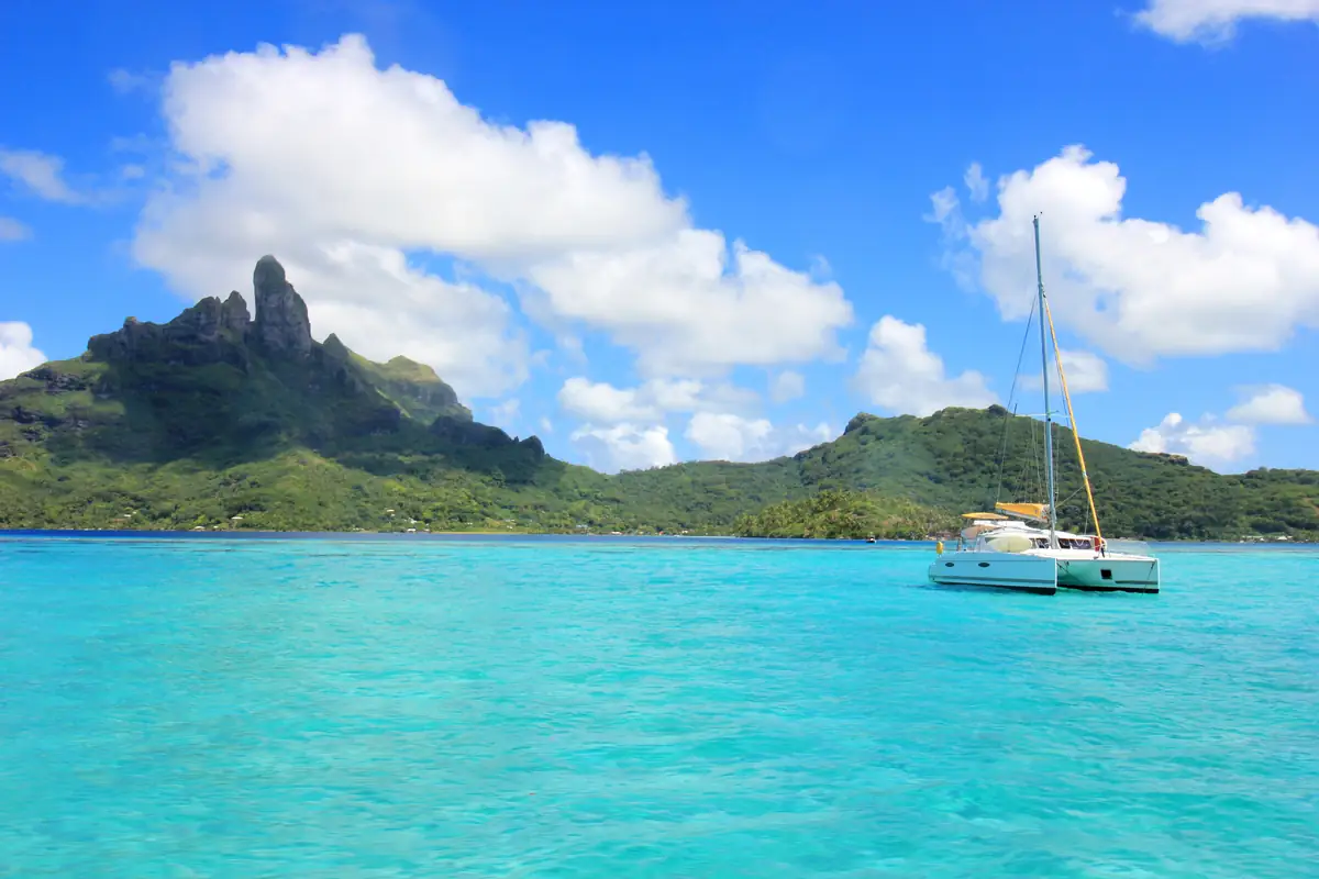 Jadranje okoli otoka Bora Bora