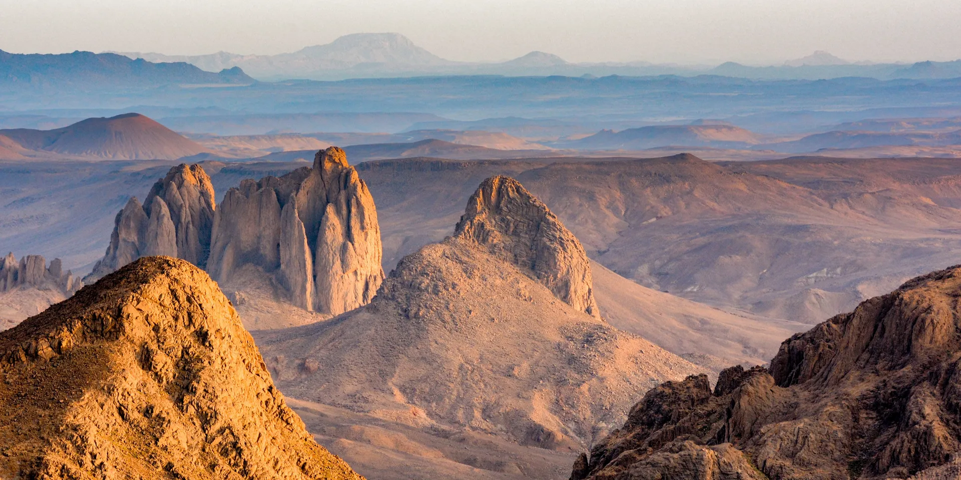 Alžirija: severna Afrika, kot jo danes doživi le redkokdo